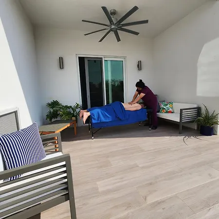 Appartement Breeze At Barkers